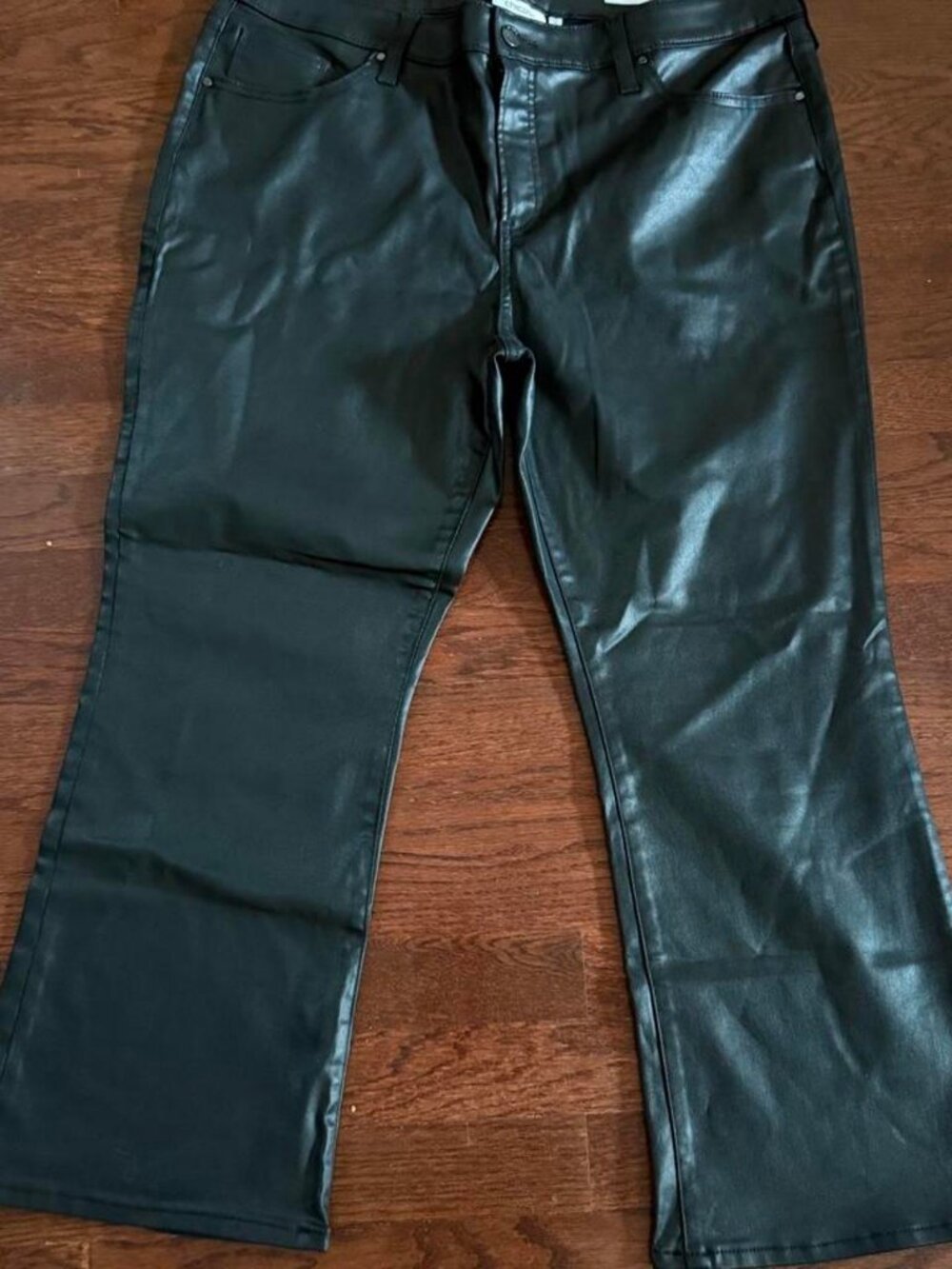 Chico's Womens Black Faux Leather flare pants in a Size 3 (US16)